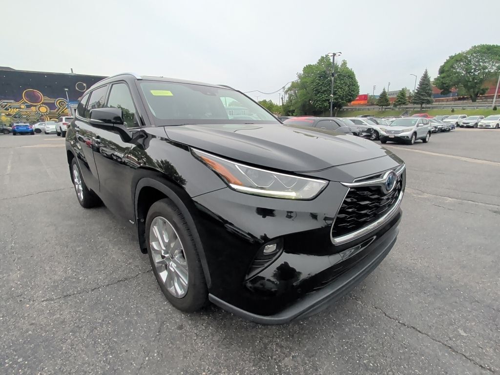 2021 Toyota Highlander Hybrid Limited Worcester MA