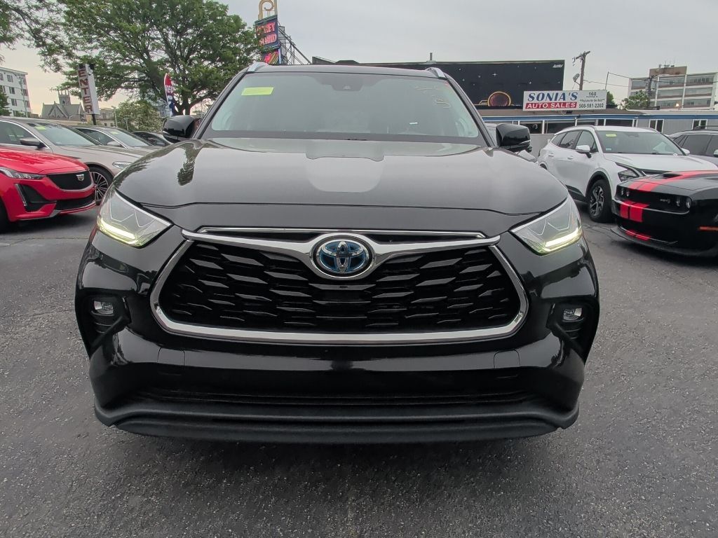 2021 Toyota Highlander Hybrid Limited Worcester MA