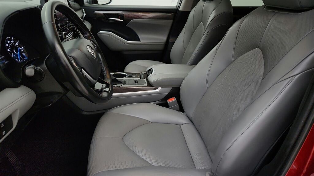 2021 Toyota Highlander Hybrid Limited Laurel MD