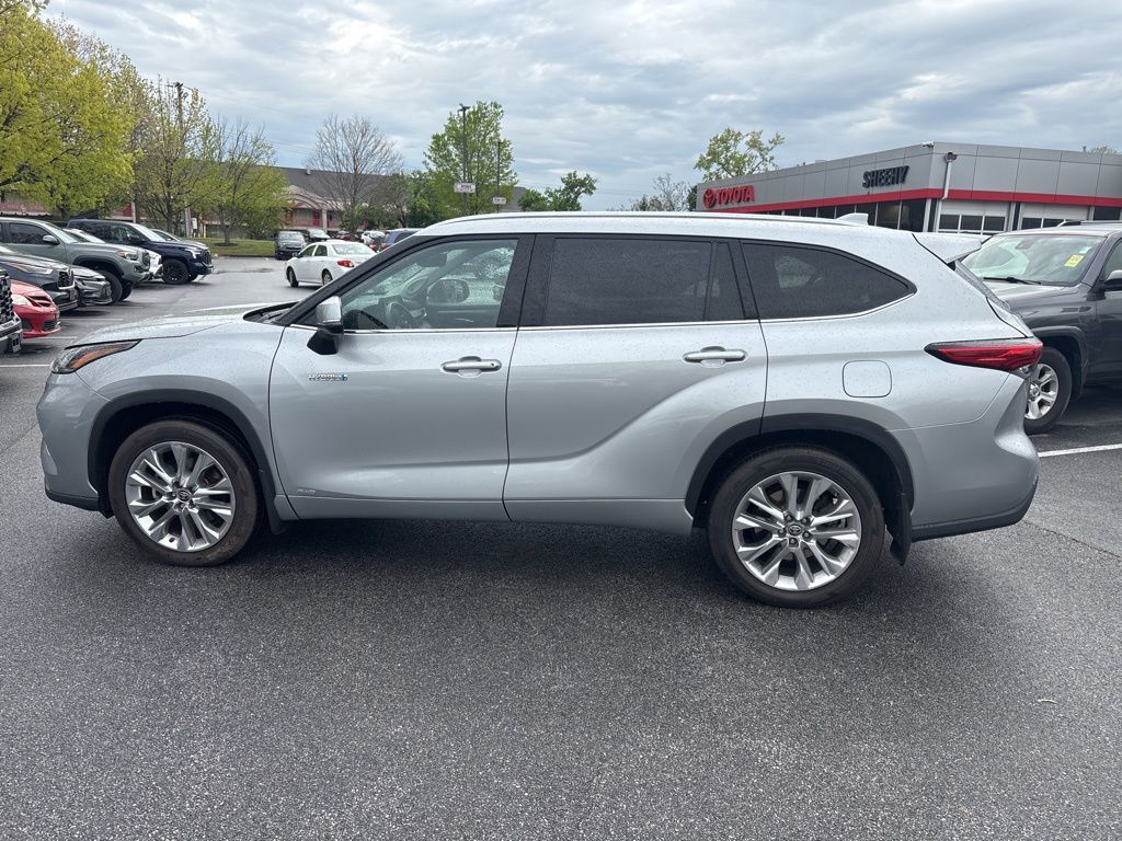2021 Toyota Highlander Hybrid Limited Cockeysville MD