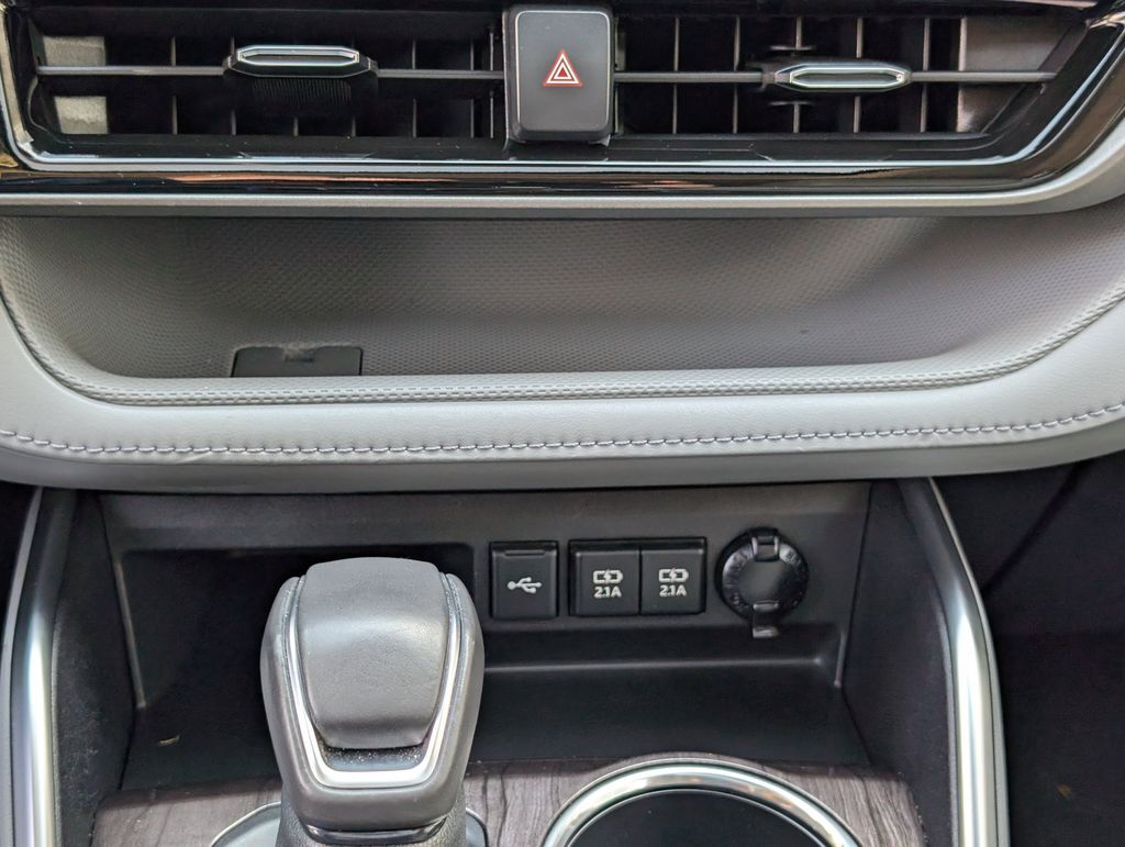 2021 Toyota Highlander Hybrid Limited Cockeysville MD