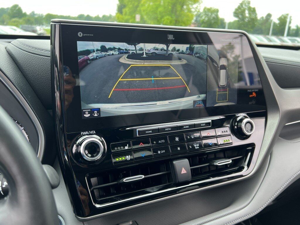 2021 Toyota Highlander Hybrid Limited Chantilly VA