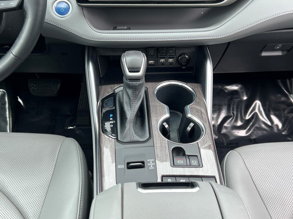 2021 Toyota Highlander Hybrid Limited Chantilly VA