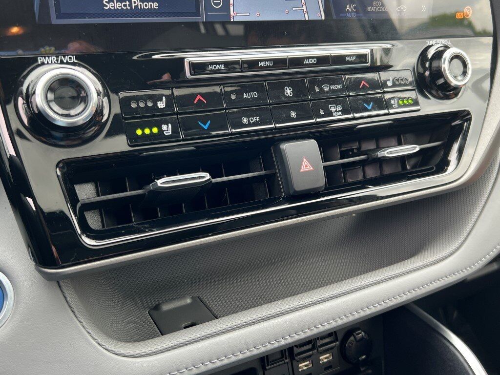 2021 Toyota Highlander Hybrid Limited Chantilly VA