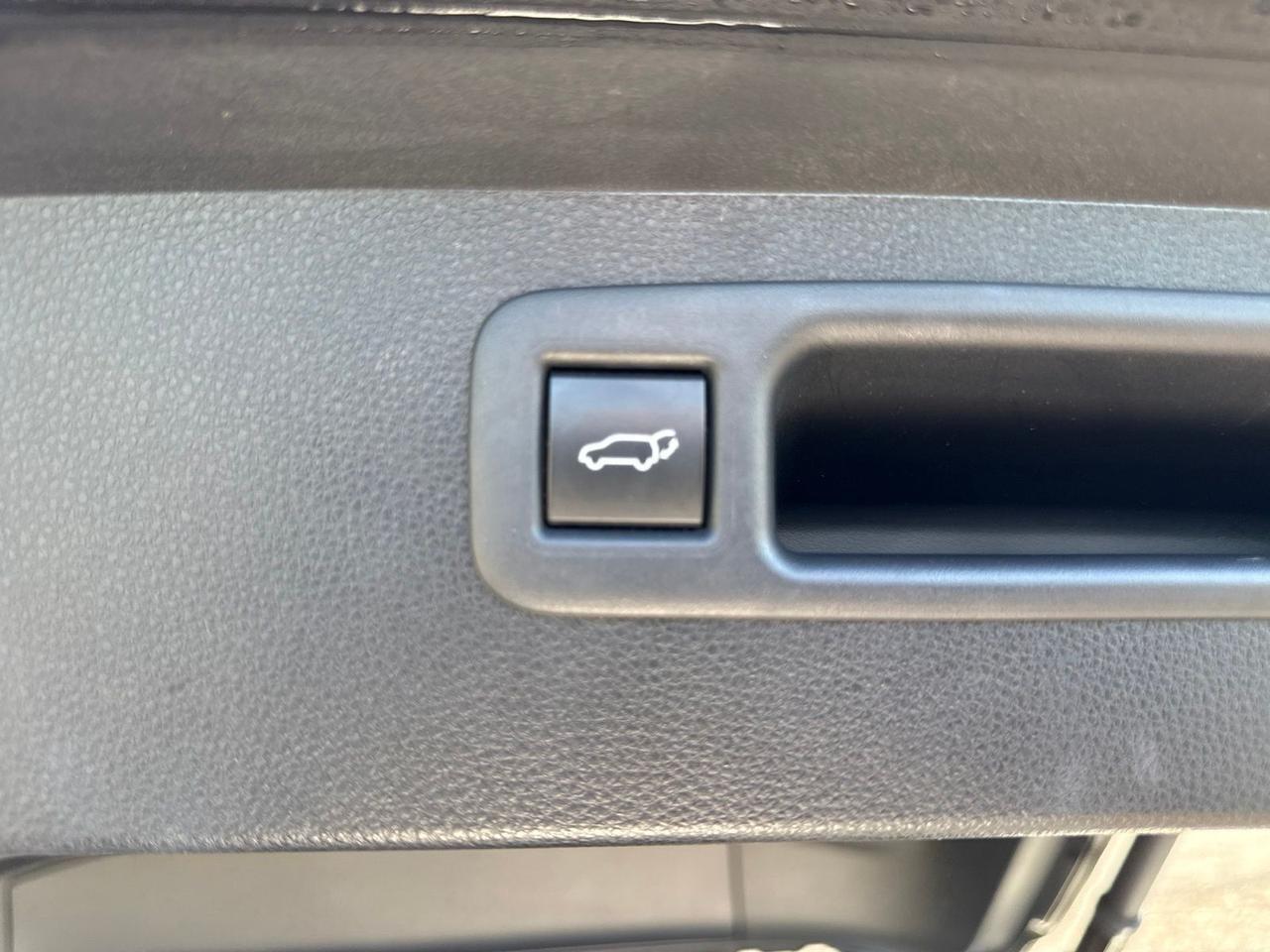 2021 Toyota Highlander Hybrid Limited Chantilly VA