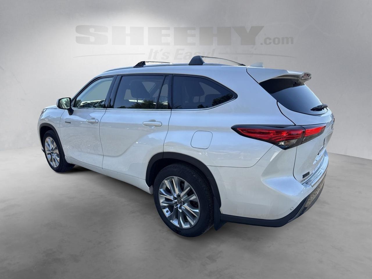 2021 Toyota Highlander Hybrid Limited Chantilly VA