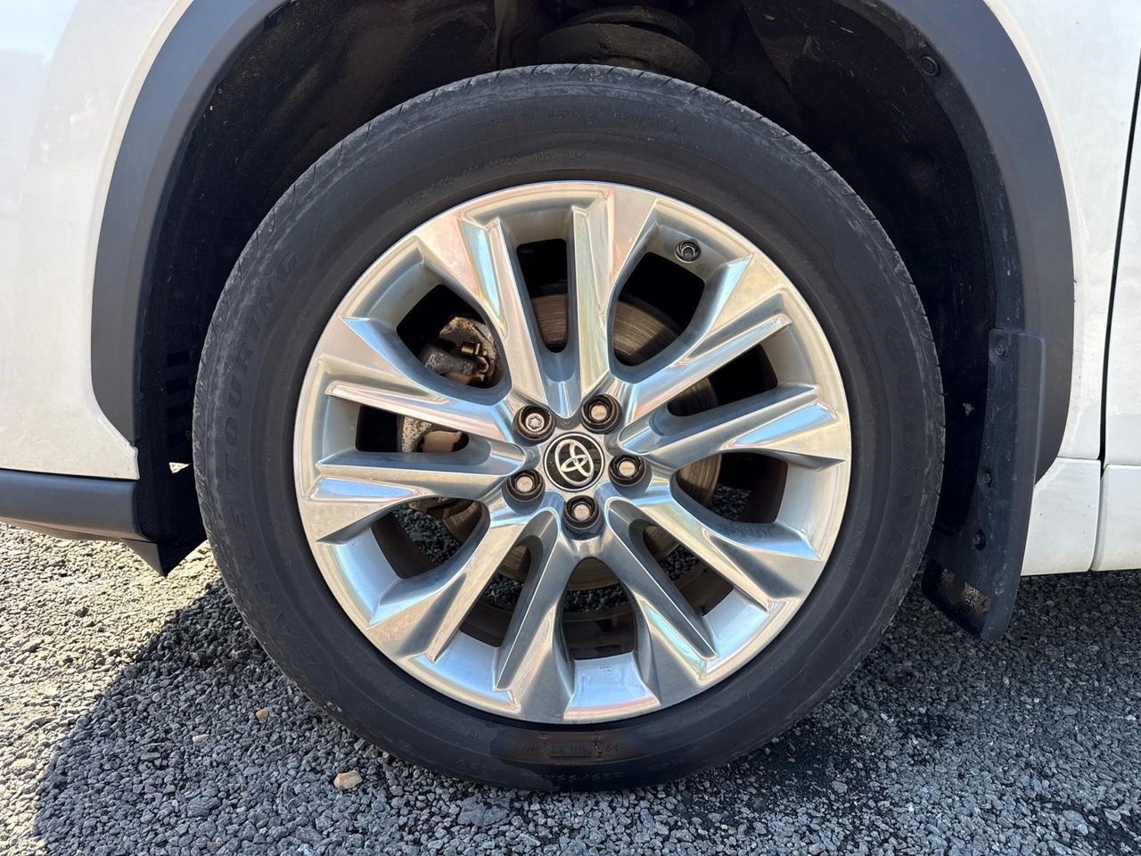 2021 Toyota Highlander Hybrid Limited Chantilly VA