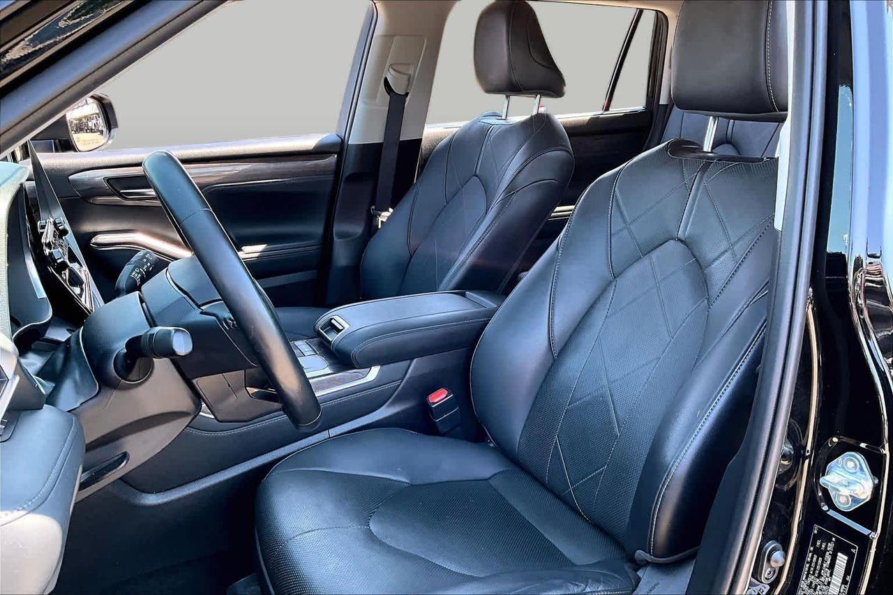 2021 Toyota Highlander Hybrid Platinum Folsom CA