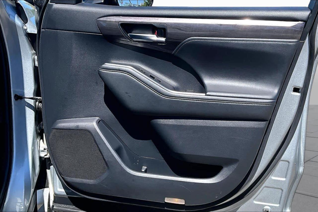 2021 Toyota Highlander Hybrid Platinum Folsom CA
