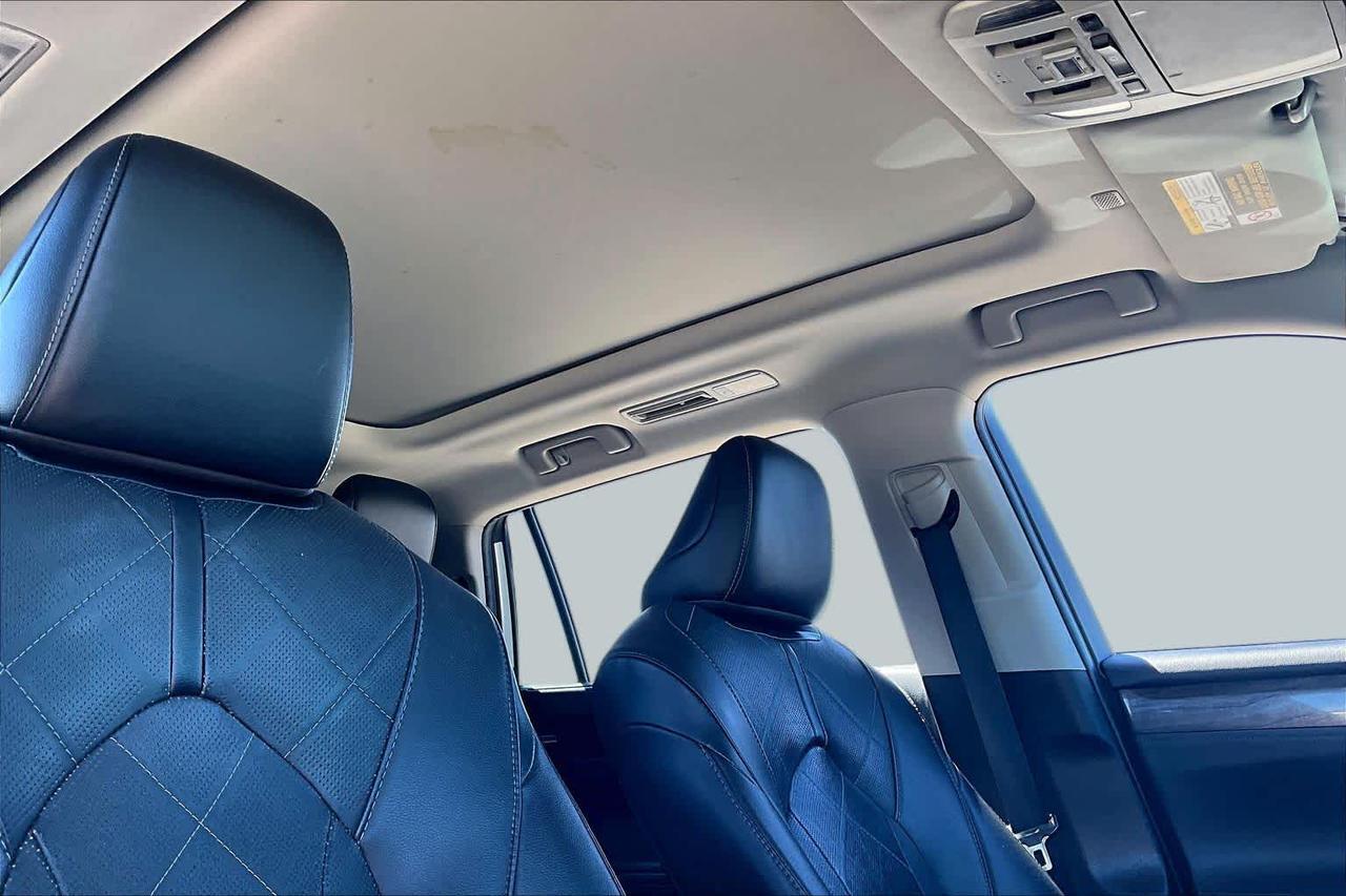 2021 Toyota Highlander Hybrid Platinum Folsom CA
