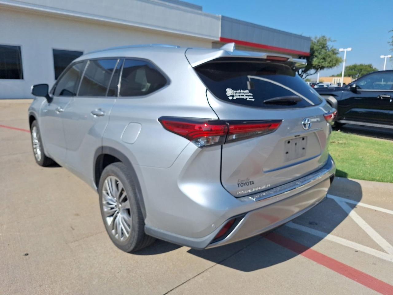 2021 Toyota Highlander Hybrid Platinum Hurst TX