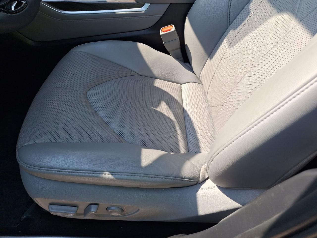 2021 Toyota Highlander Hybrid Platinum Hurst TX