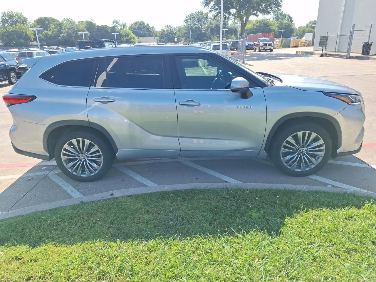 2021 Toyota Highlander Hybrid Platinum Hurst TX