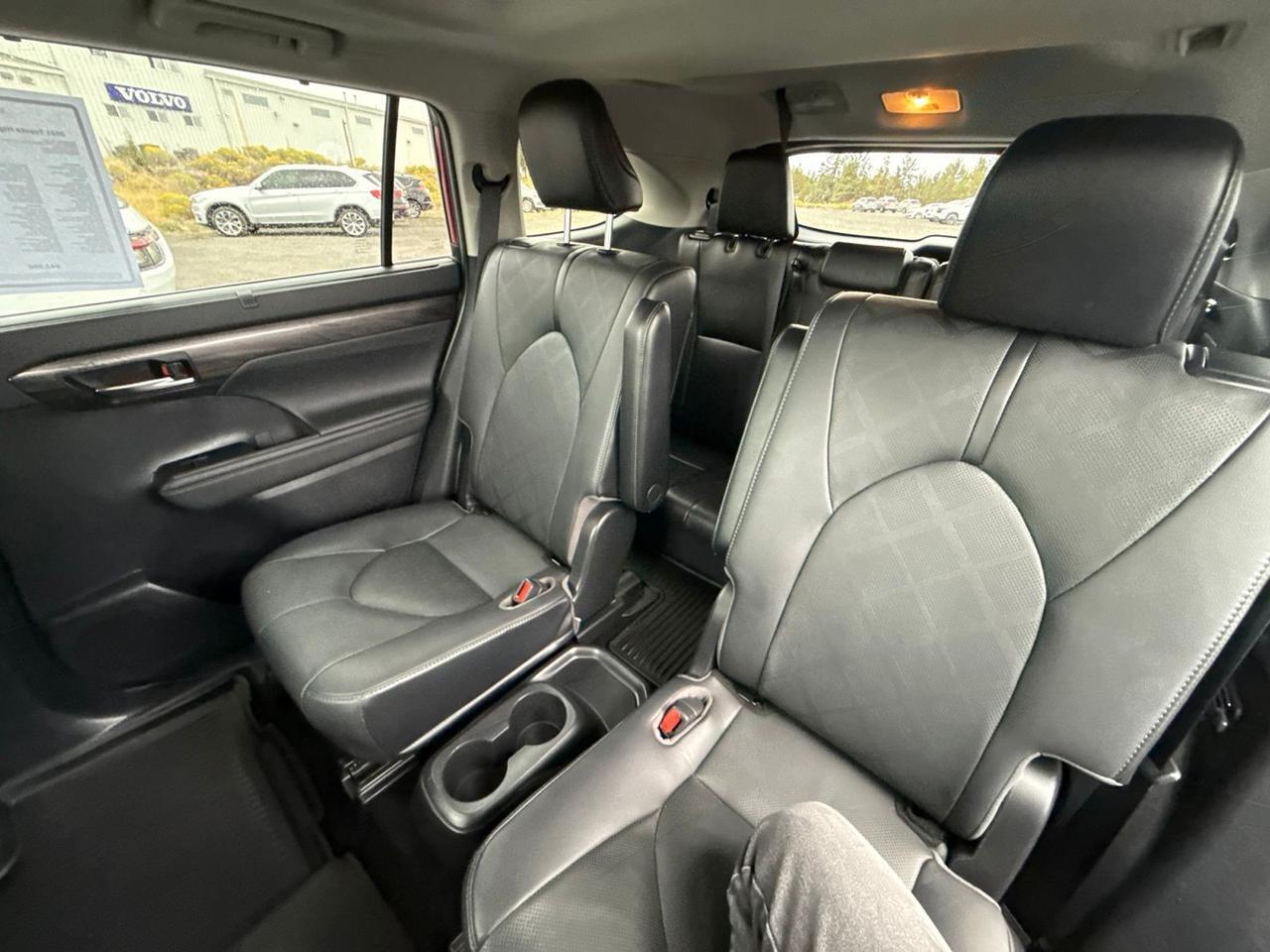 2021 Toyota Highlander Hybrid Platinum Bend OR
