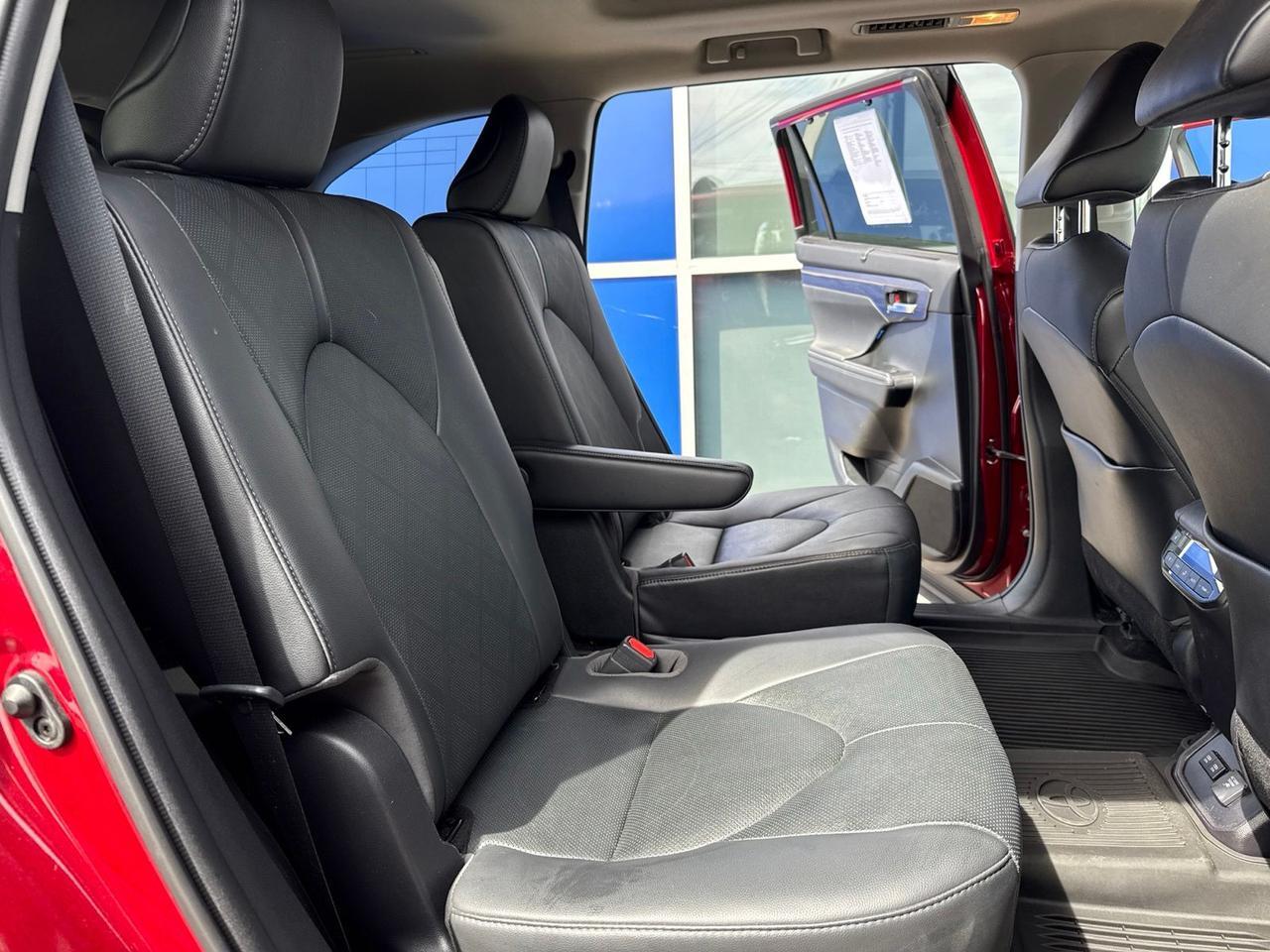 2021 Toyota Highlander Hybrid Platinum Bend OR
