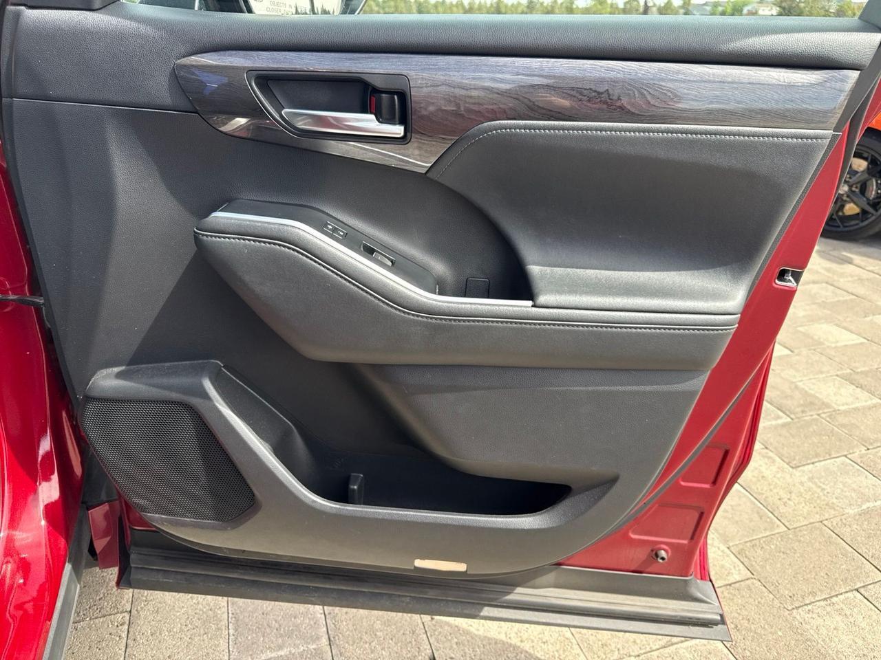 2021 Toyota Highlander Hybrid Platinum Bend OR