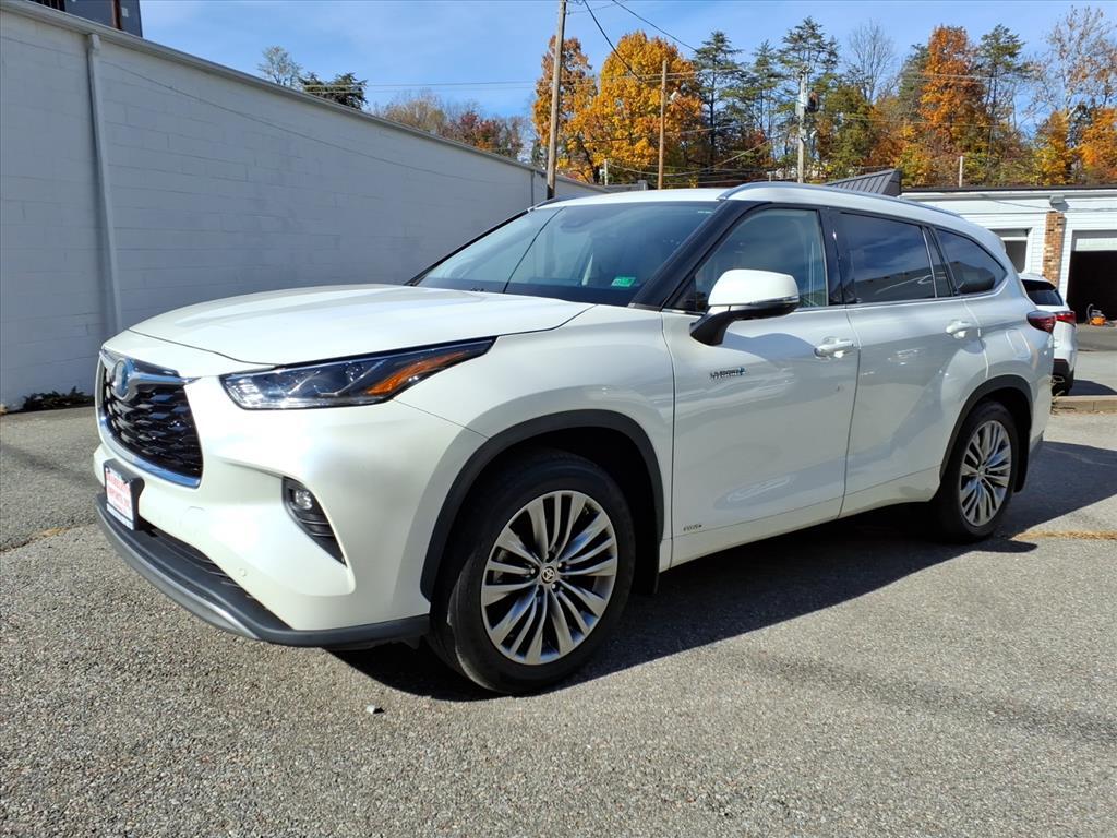 2021 Toyota Highlander Hybrid Platinum Roanoke VA