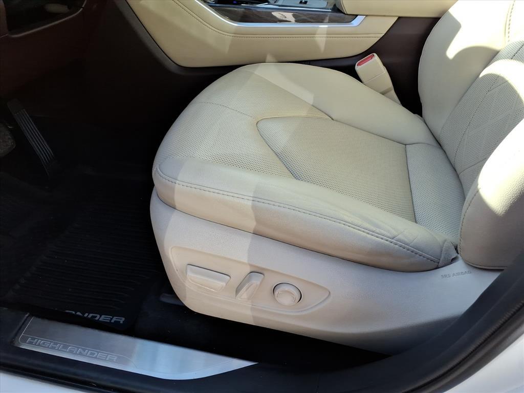 2021 Toyota Highlander Hybrid Platinum Roanoke VA