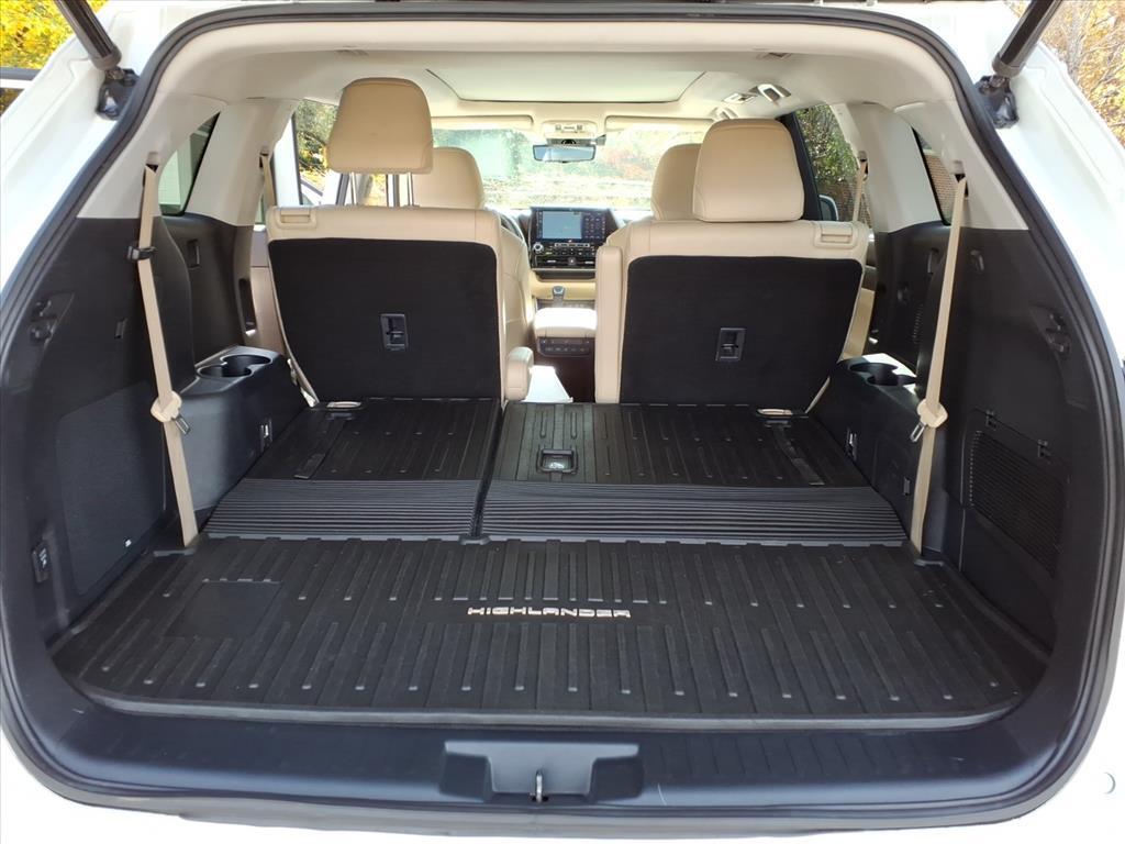 2021 Toyota Highlander Hybrid Platinum Roanoke VA