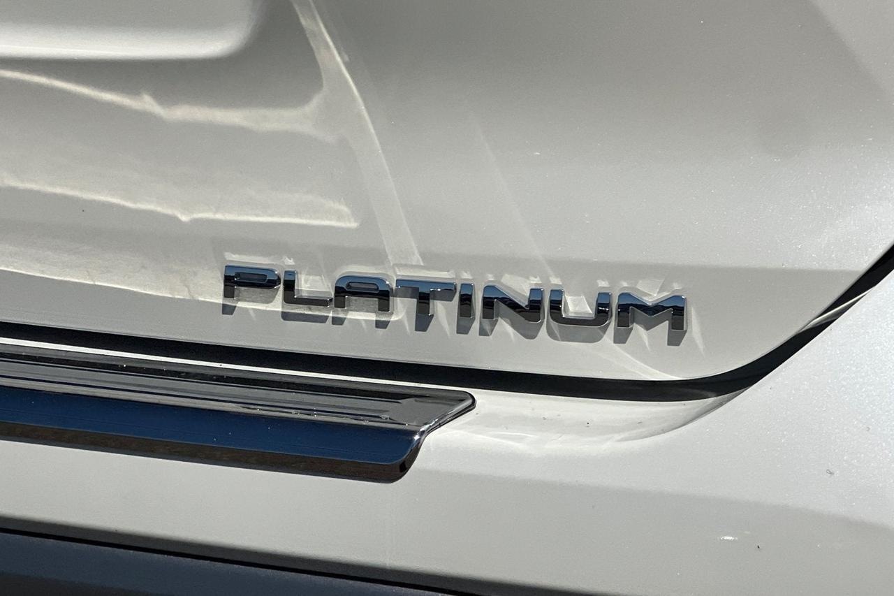 2021 Toyota Highlander Hybrid Platinum Roseville CA