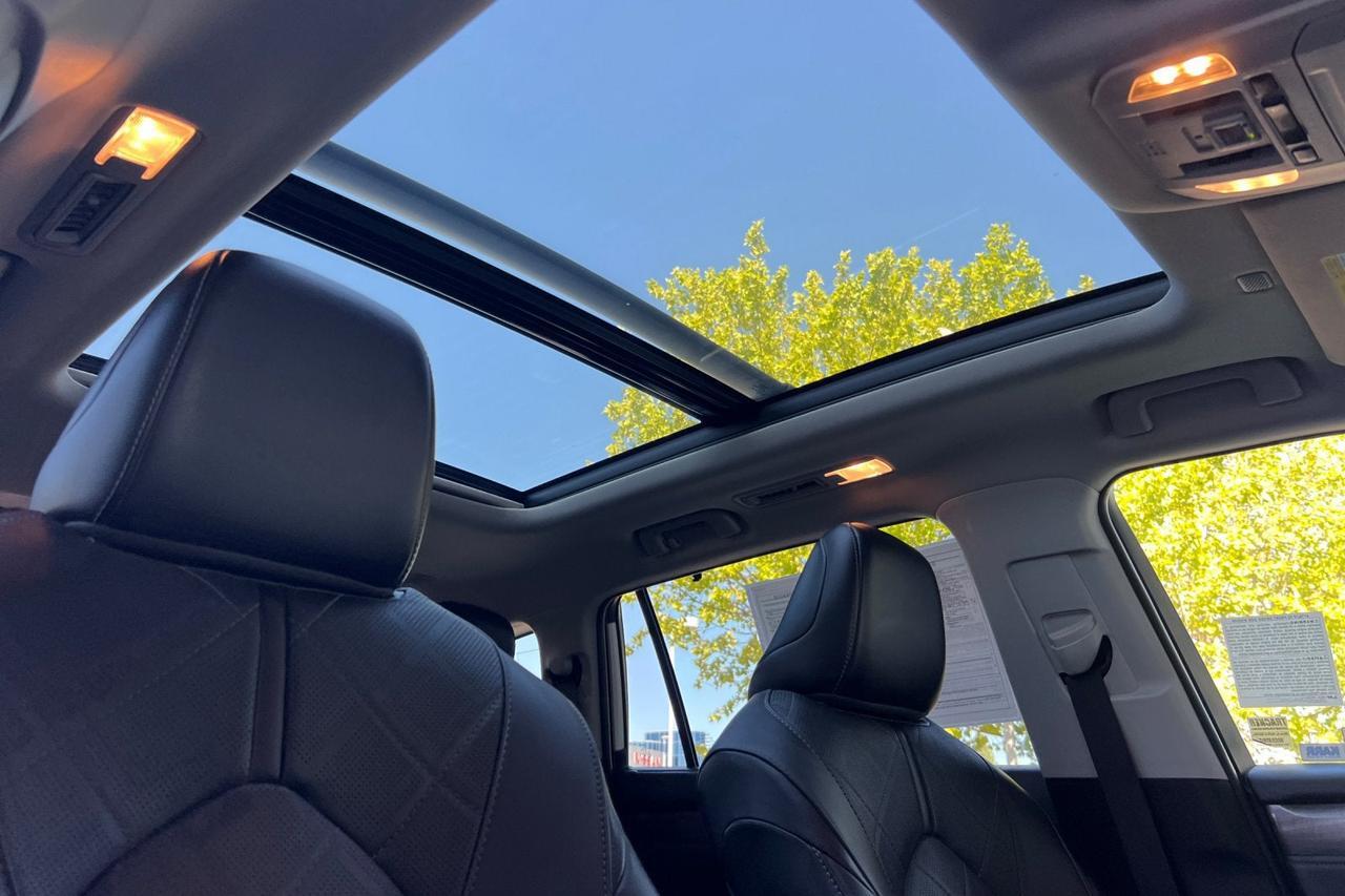 2021 Toyota Highlander Hybrid Platinum Roseville CA