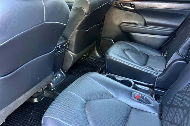 2021 Toyota Highlander Hybrid Platinum Roseville CA