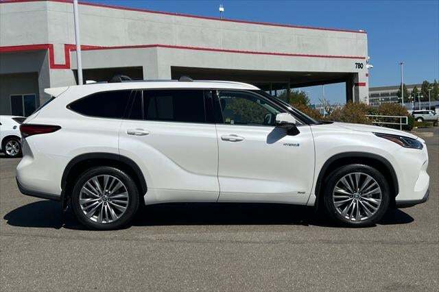 2021 Toyota Highlander Hybrid Platinum Roseville CA