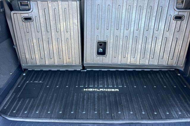 2021 Toyota Highlander Hybrid Platinum Roseville CA