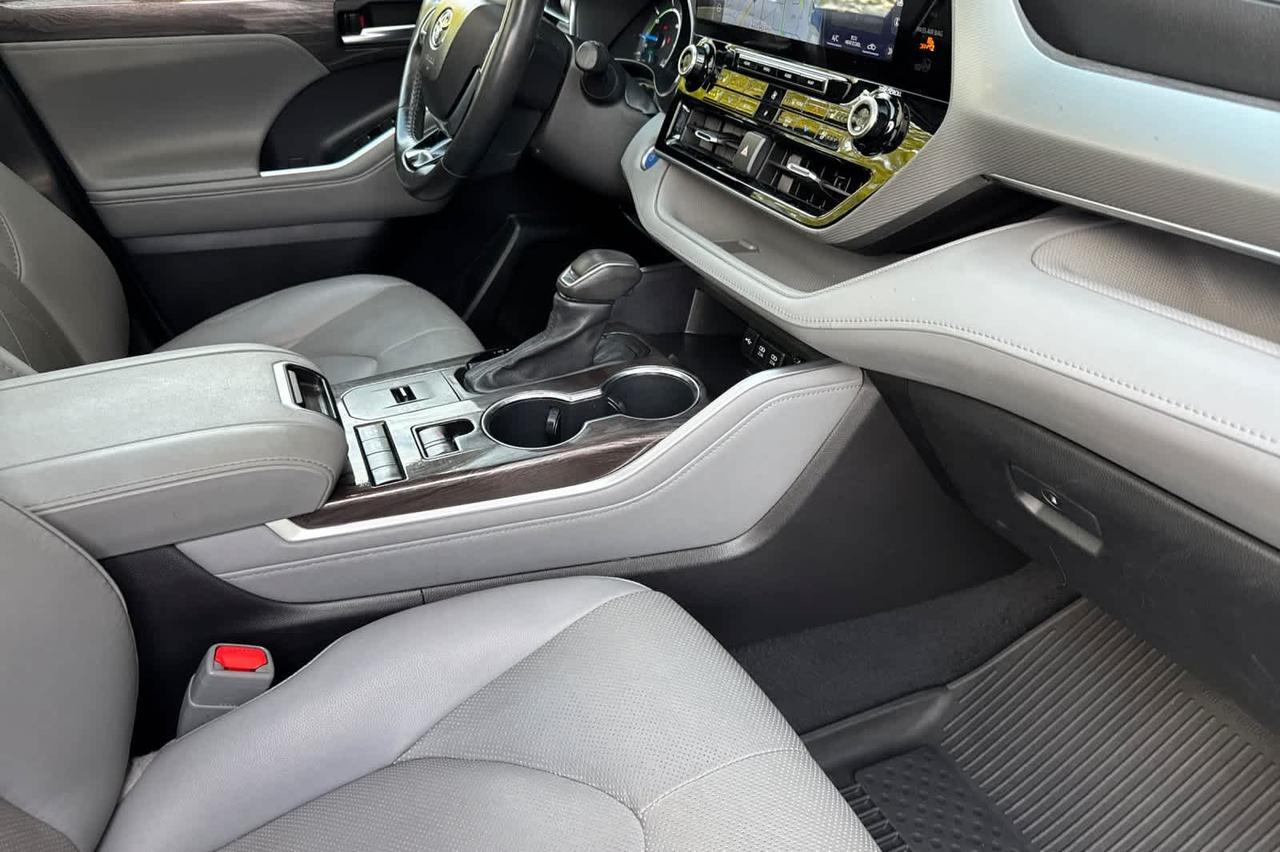 2021 Toyota Highlander Hybrid Platinum Roseville CA