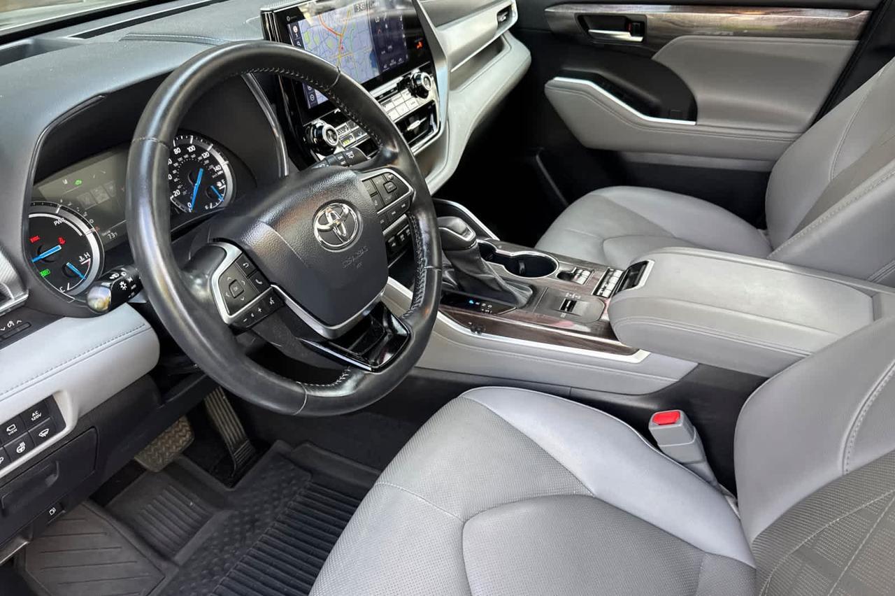 2021 Toyota Highlander Hybrid Platinum Roseville CA