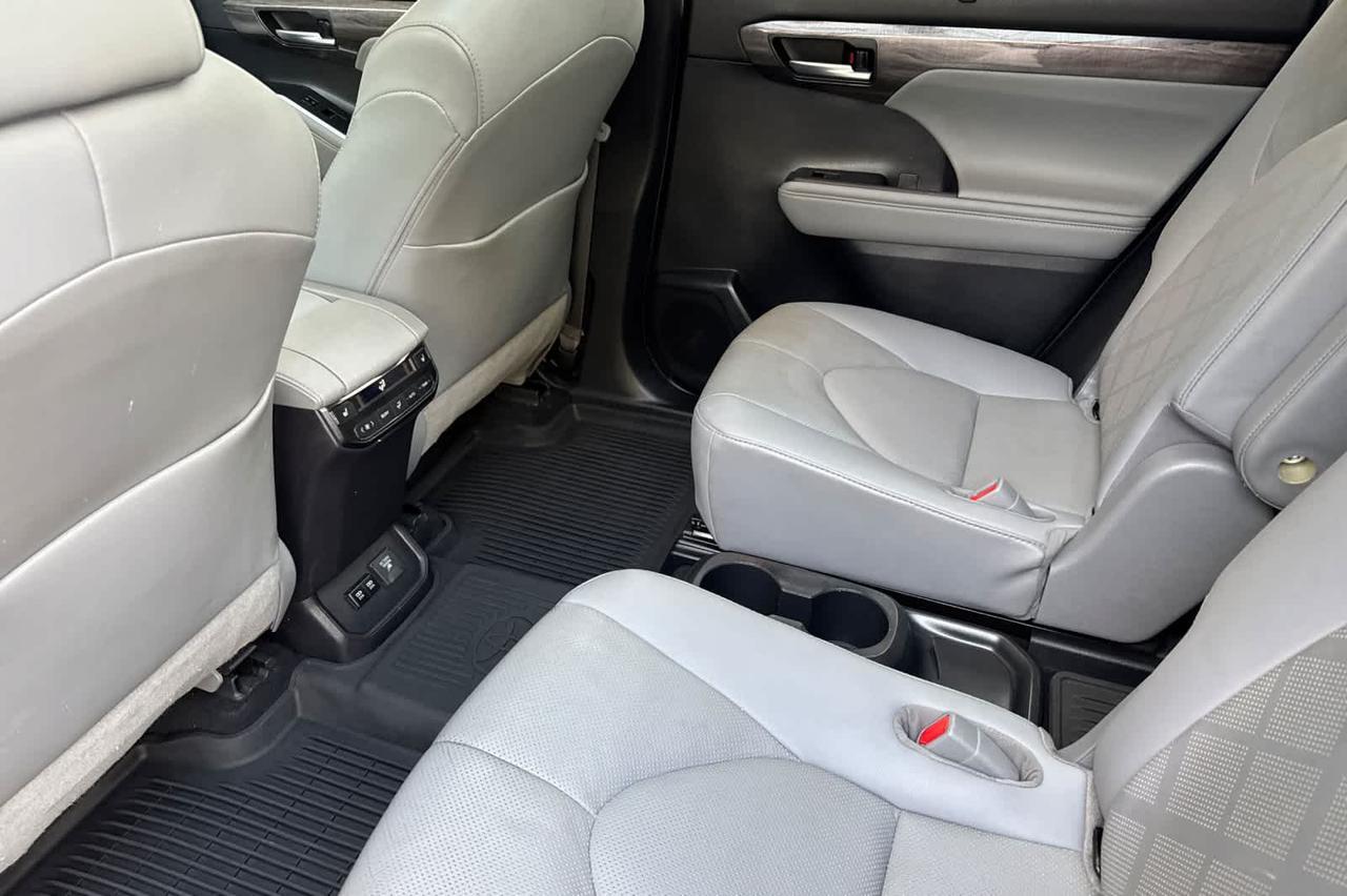 2021 Toyota Highlander Hybrid Platinum Roseville CA