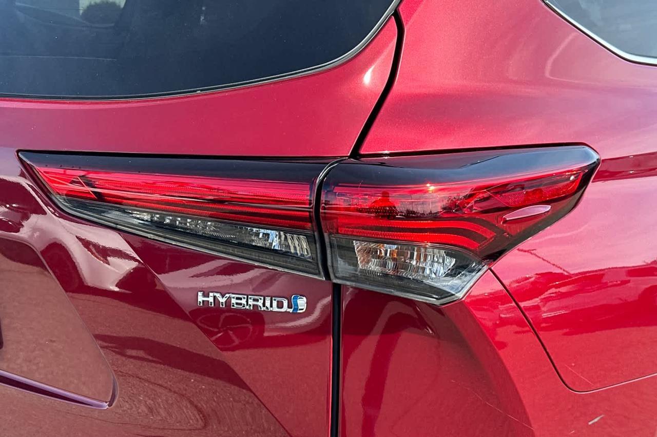 2021 Toyota Highlander Hybrid Platinum Roseville CA