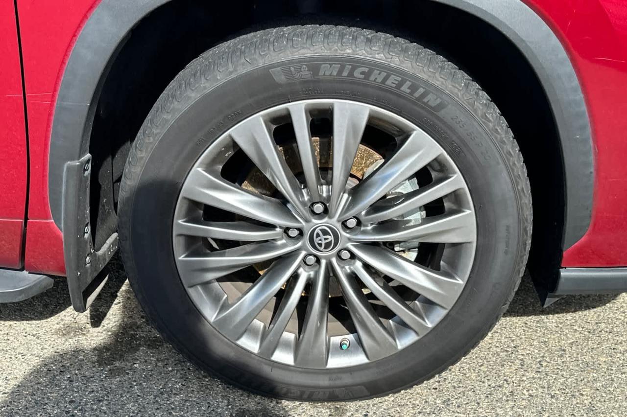 2021 Toyota Highlander Hybrid Platinum Roseville CA
