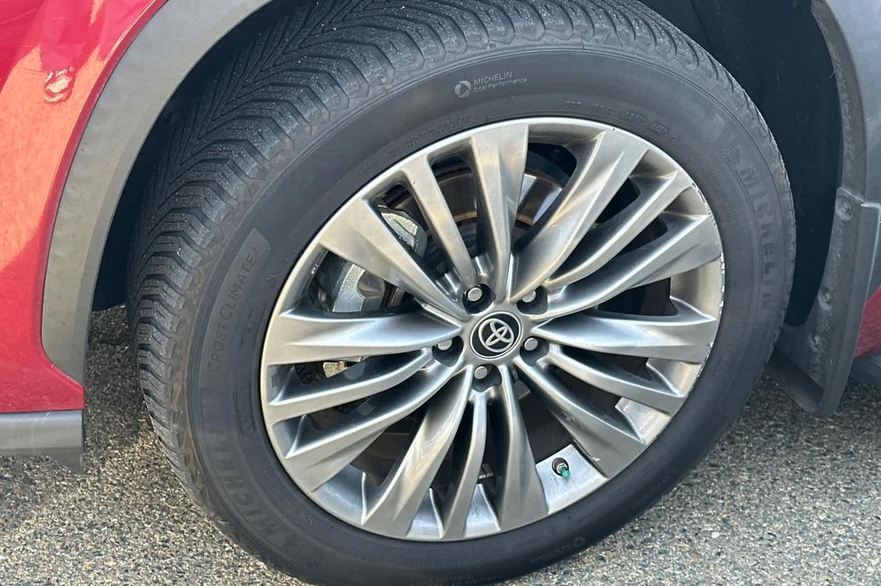 2021 Toyota Highlander Hybrid Platinum Roseville CA