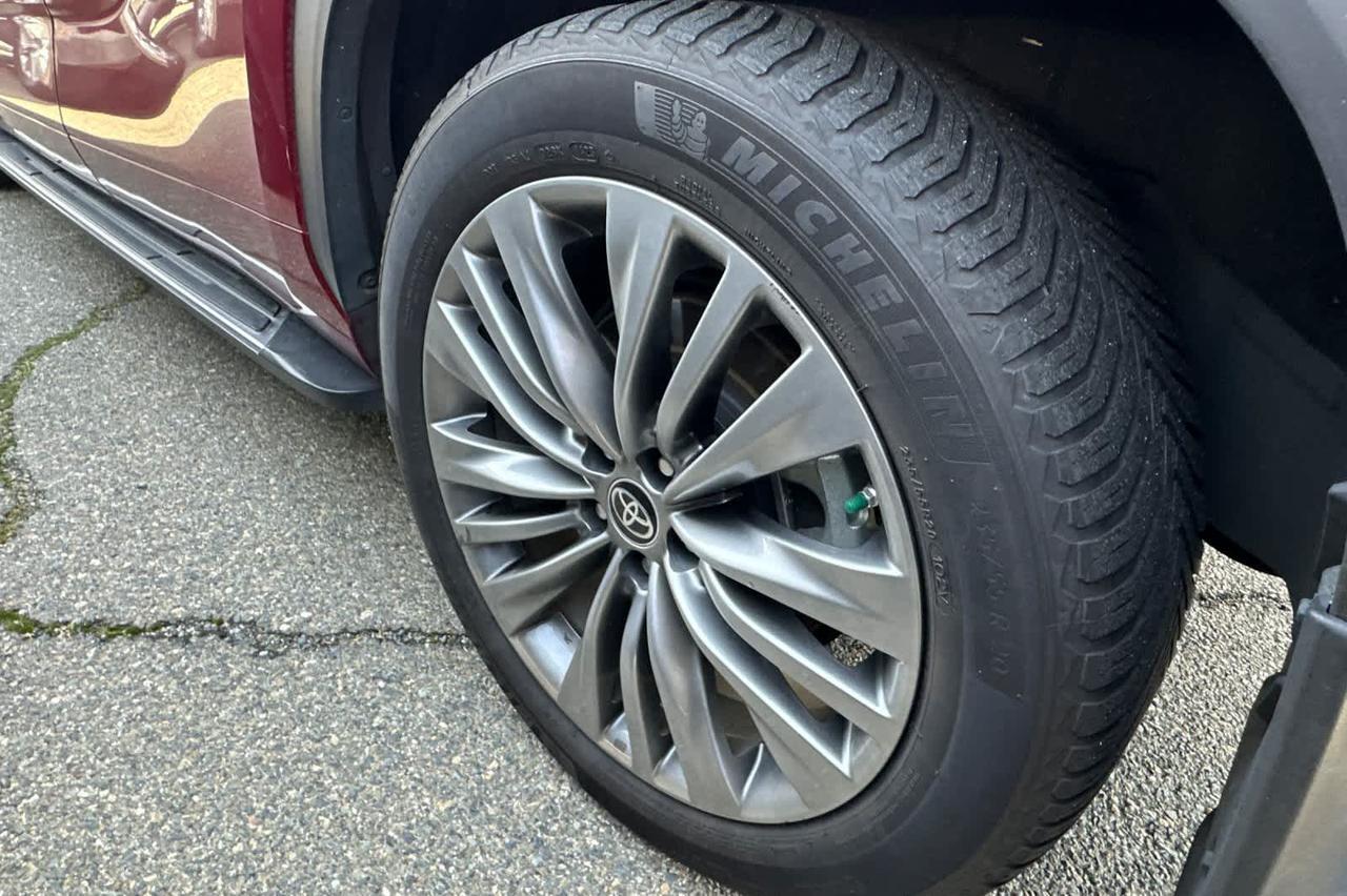 2021 Toyota Highlander Hybrid Platinum Roseville CA