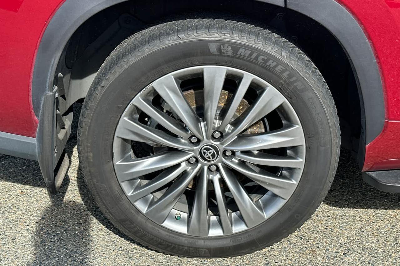 2021 Toyota Highlander Hybrid Platinum Roseville CA