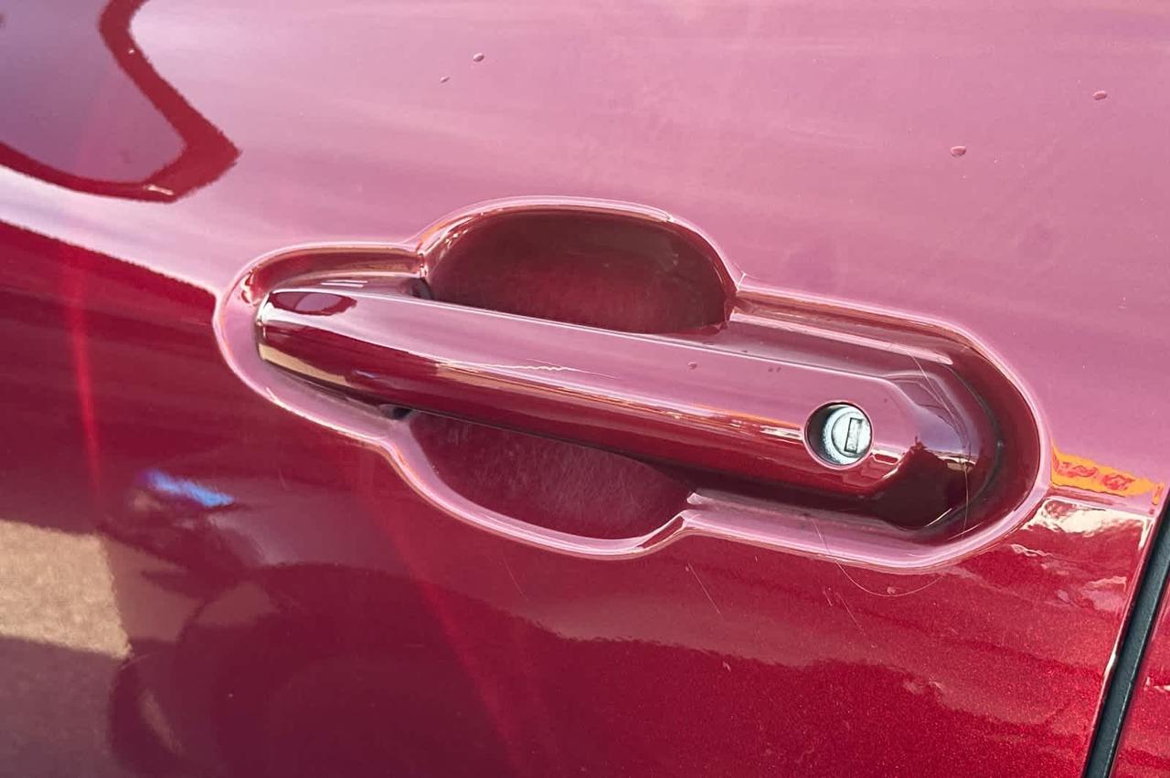 2021 Toyota Highlander Hybrid Platinum Roseville CA