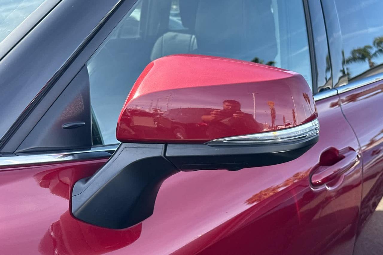 2021 Toyota Highlander Hybrid Platinum Roseville CA