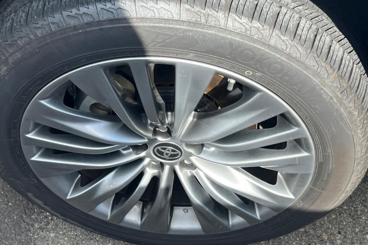 2021 Toyota Highlander Hybrid Platinum Roseville CA