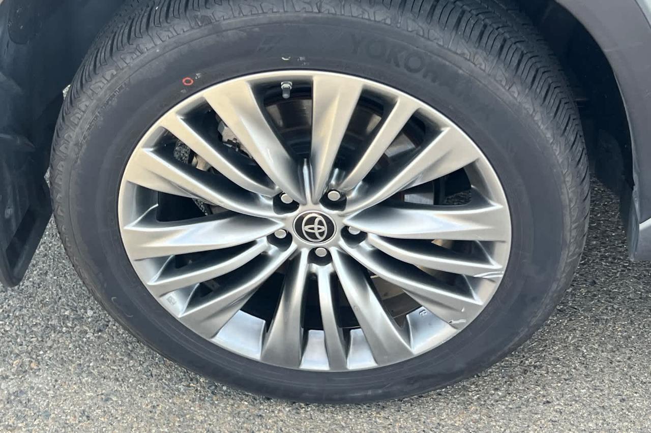 2021 Toyota Highlander Hybrid Platinum Roseville CA