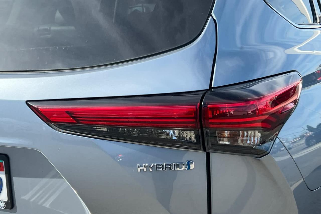 2021 Toyota Highlander Hybrid Platinum Roseville CA