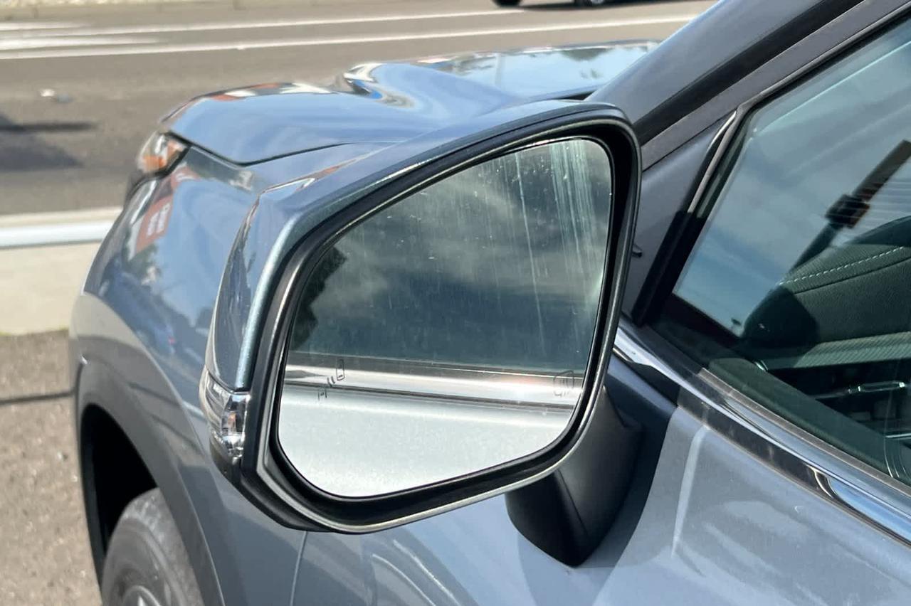 2021 Toyota Highlander Hybrid Platinum Roseville CA