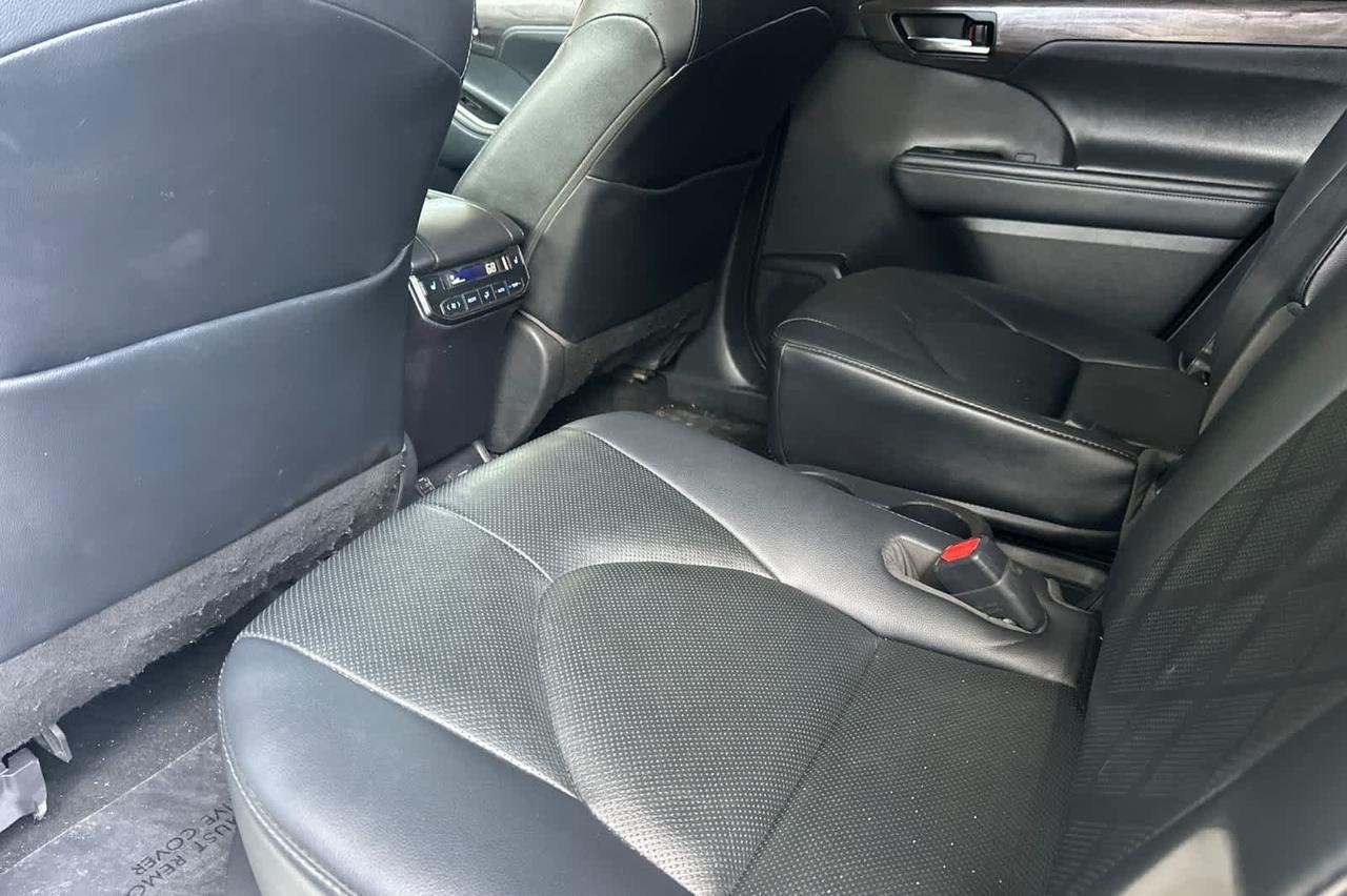 2021 Toyota Highlander Hybrid Platinum Roseville CA