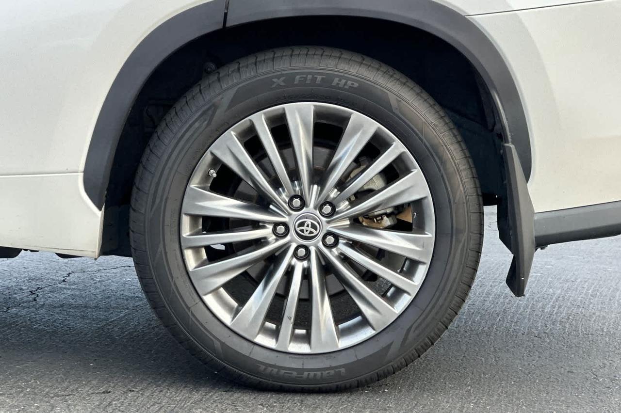 2021 Toyota Highlander Hybrid Platinum Roseville CA