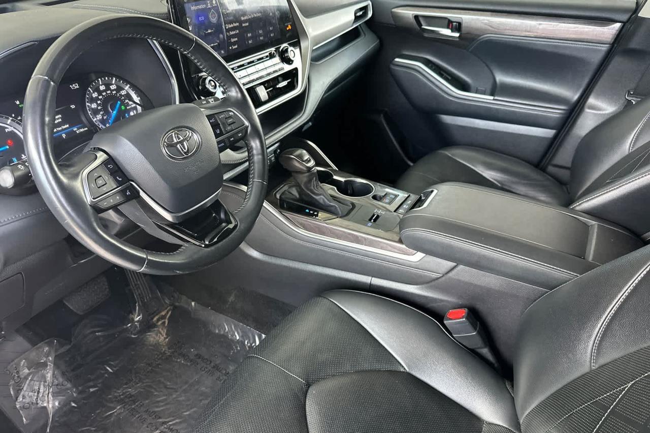 2021 Toyota Highlander Hybrid Platinum Roseville CA