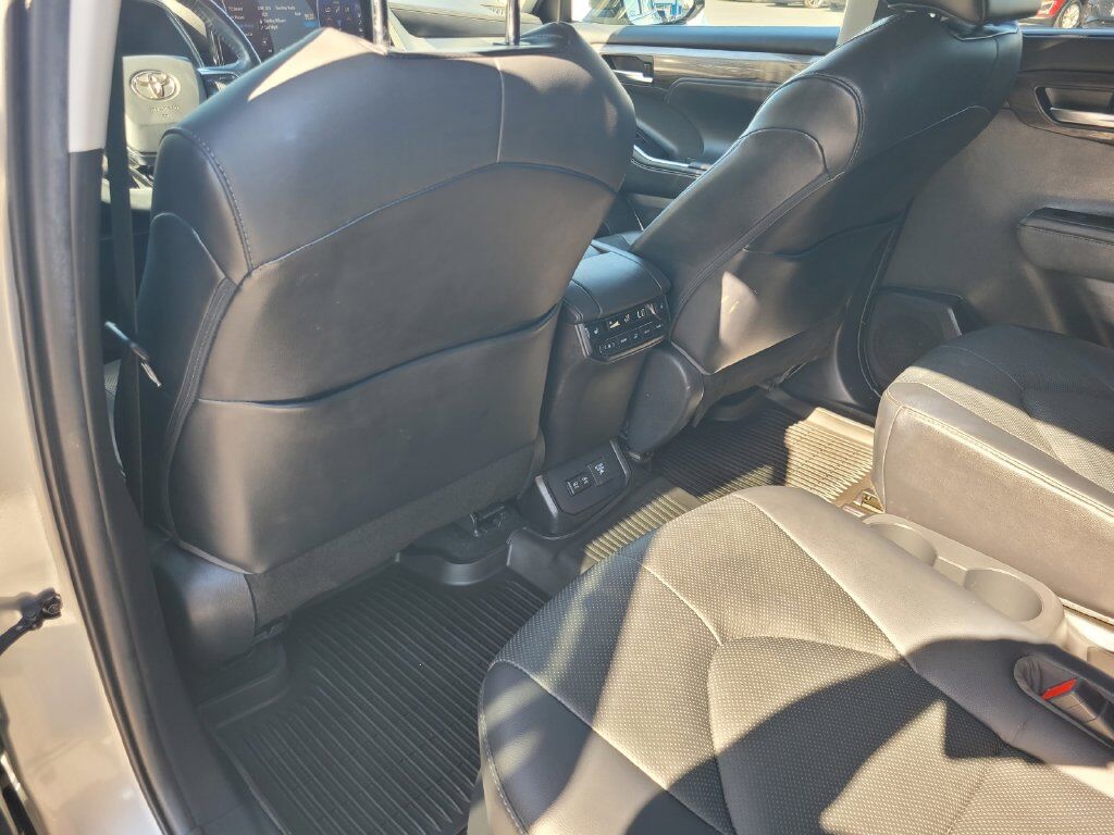 2021 Toyota Highlander Hybrid Platinum Roseville CA