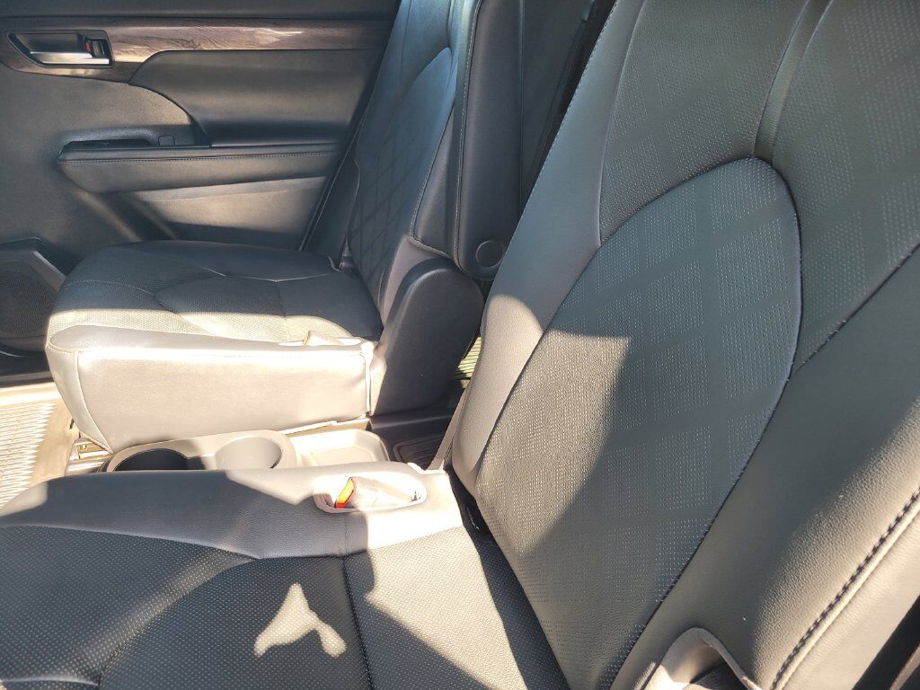 2021 Toyota Highlander Hybrid Platinum Roseville CA