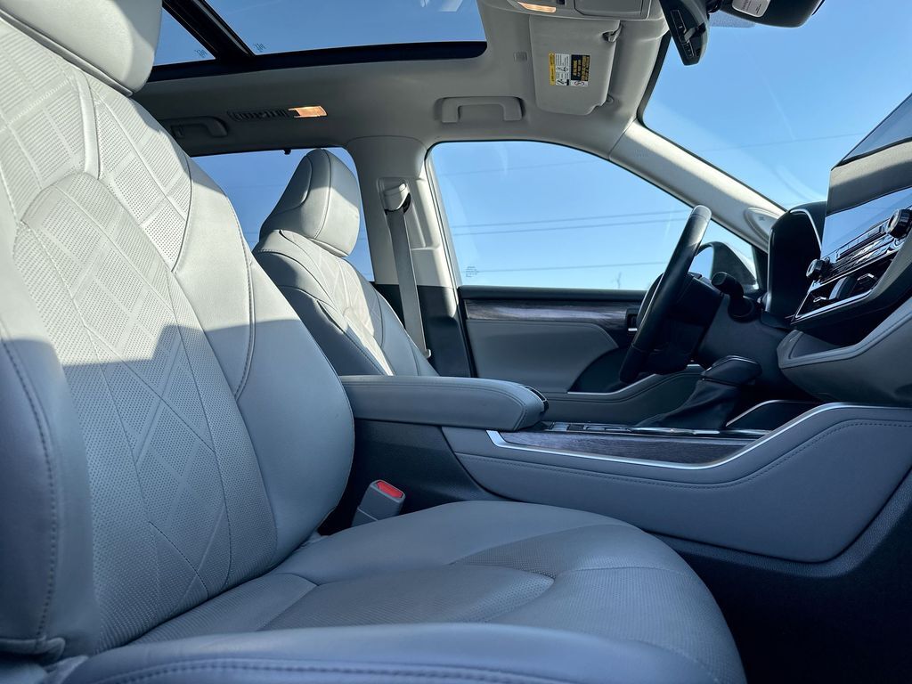 2021 Toyota Highlander Hybrid Platinum Tucson AZ