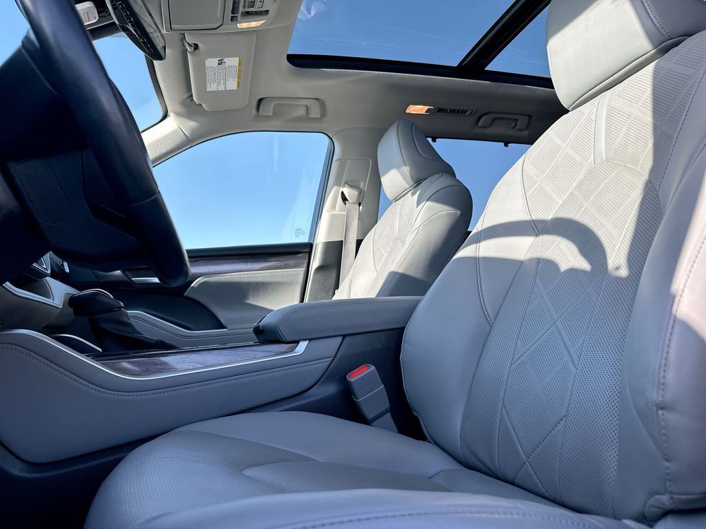 2021 Toyota Highlander Hybrid Platinum Tucson AZ