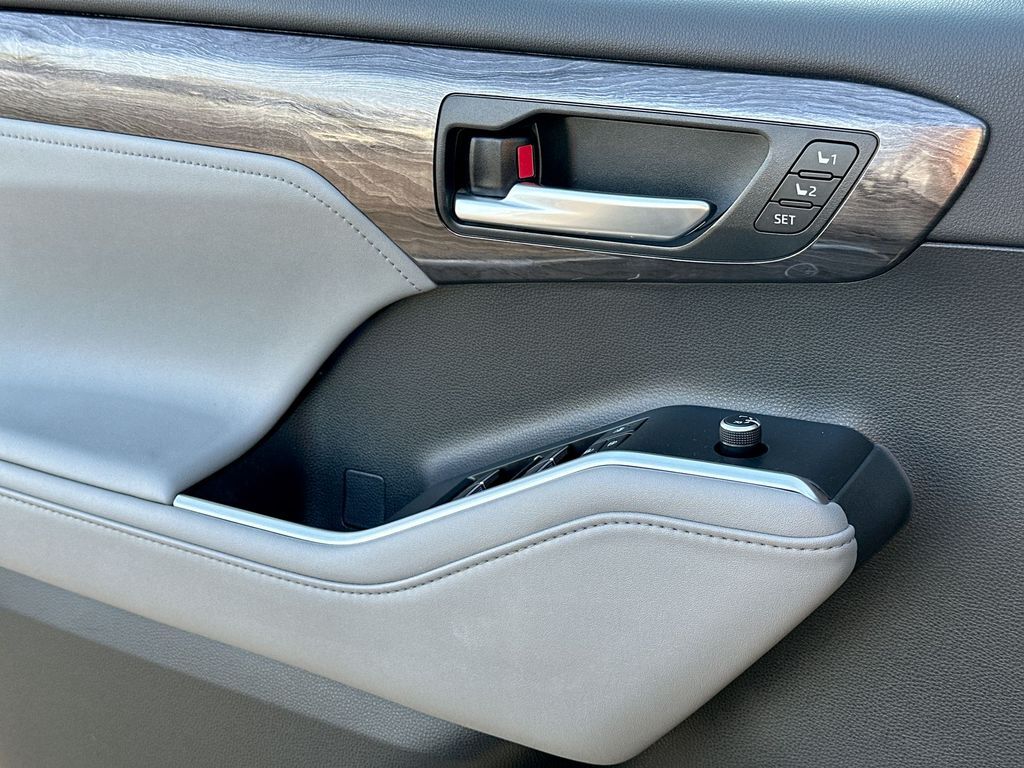 2021 Toyota Highlander Hybrid Platinum Tucson AZ
